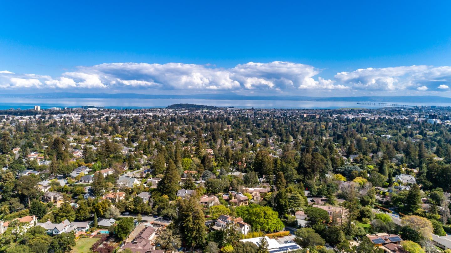 35 Victor Park Lane, HILLSBOROUGH, California 94010, ,Lots And Land,For Sale,Victor Park Lane,40963365