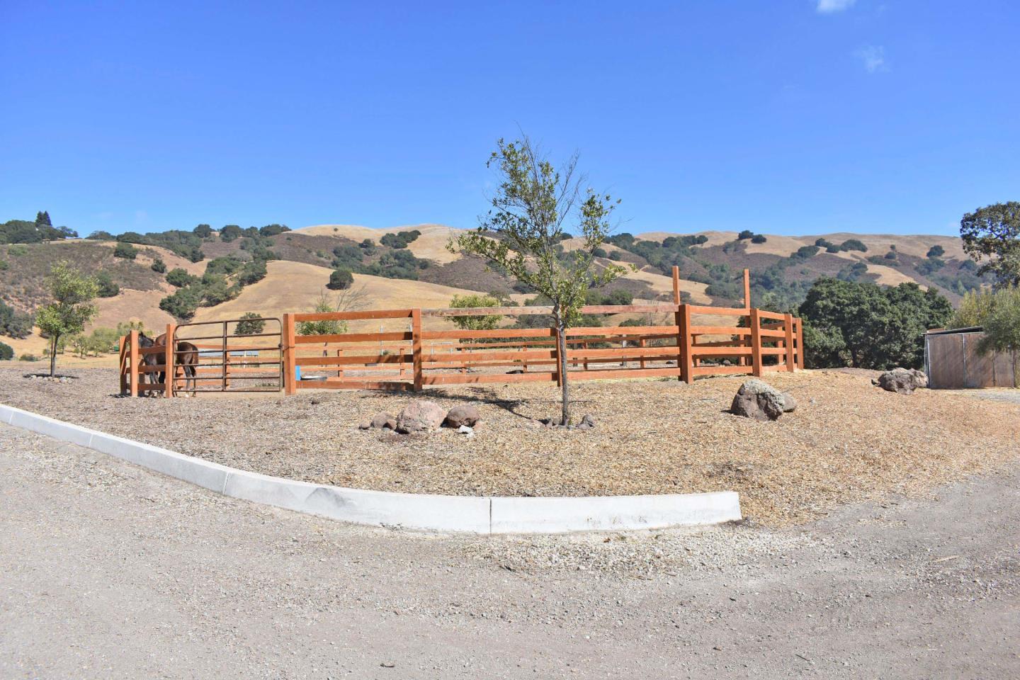 8655 Leavesley Road, GILROY, California 95020, ,Lots And Land,For Sale,Leavesley Road,40963426