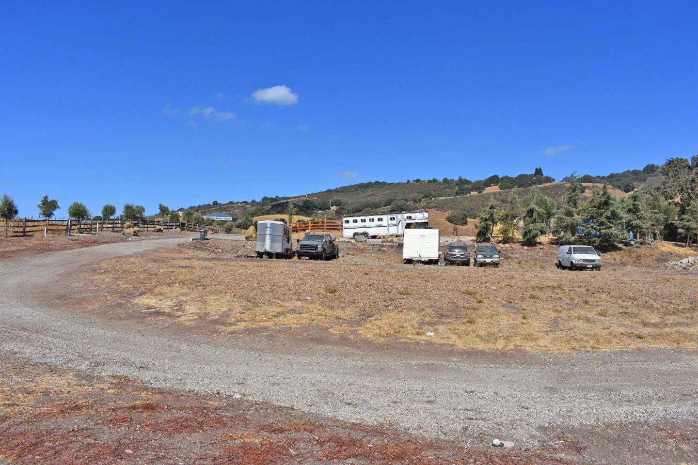 8655 Leavesley Road, GILROY, California 95020, ,Lots And Land,For Sale,Leavesley Road,40963426