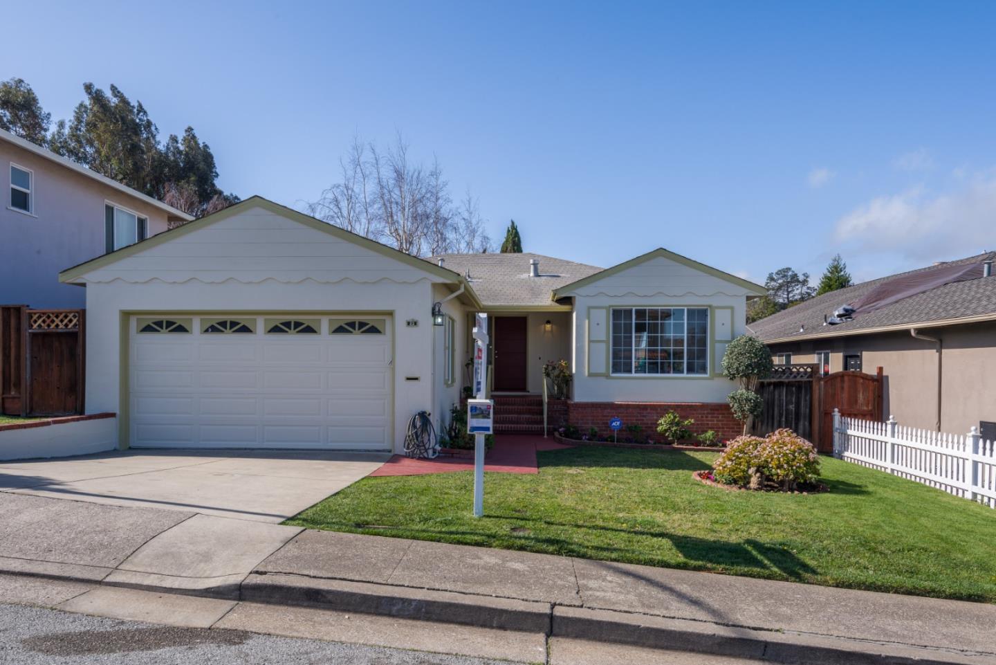 23 Queen Anne Ct, Millbrae, CA 94030 3 Beds 1/1 Baths (Sold