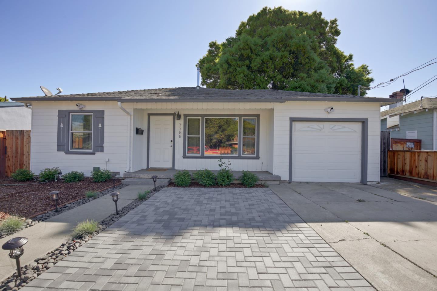 2288 Addison Ave, East Palo Alto, CA 94303 - 3 Beds | 3 Baths (Sold ...