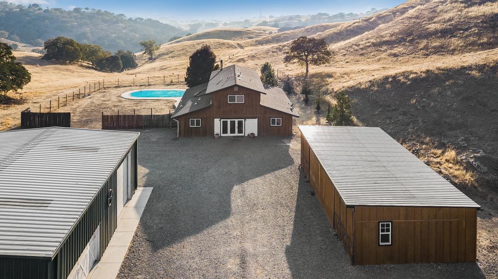 20459 Panoche Rd, Paicines, CA 95043 4 Beds 2 Baths (Sold) ML81788065 MLSL