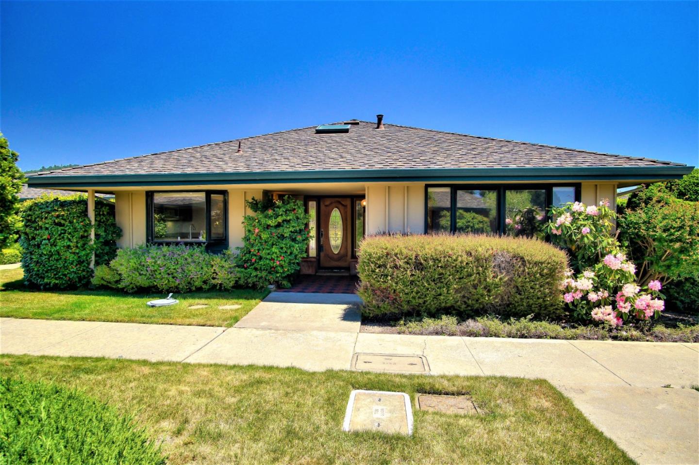 65 Del Mesa Carmel, Carmel, CA 93923 2 Beds 2 Baths (Sold