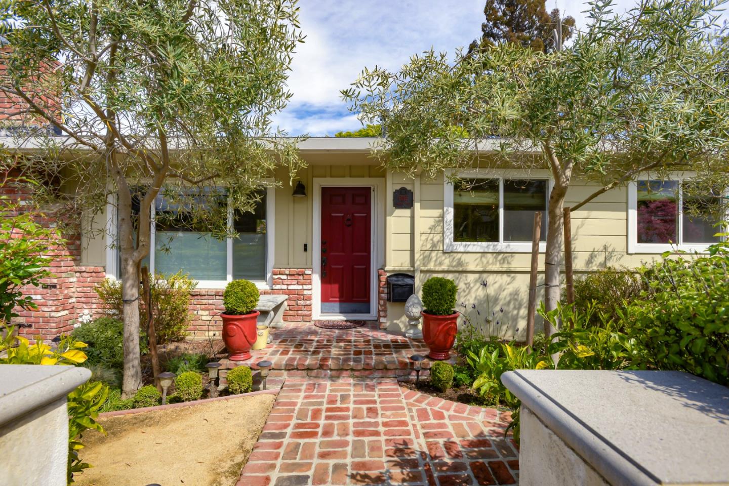 Detail Gallery Image 1 of 1 For 1 Maple Way, San Carlos,  CA 94070 - 3 Beds | 2 Baths