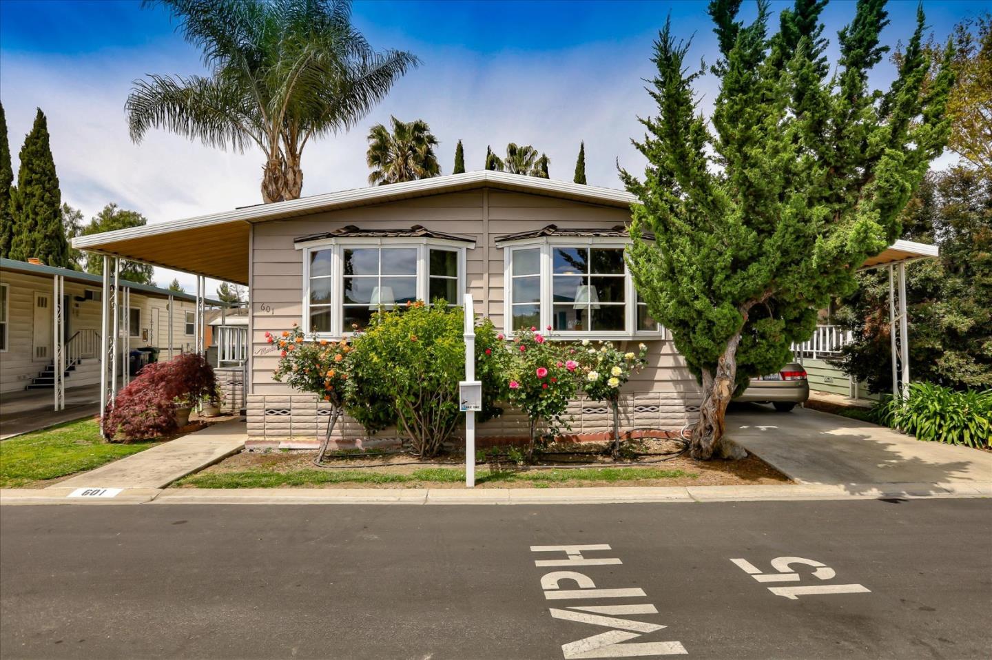 601 Millpond Dr 601, San Jose, CA 95125 2 Beds 0 Baths (Sold