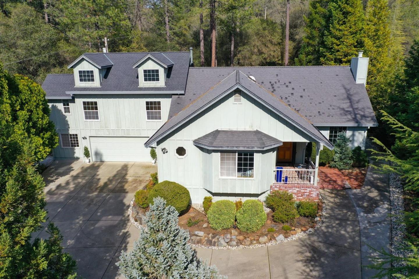 17641 Lake Forest Dr, Penn Valley, CA 95946 3 Beds 3/2 Baths (Sold