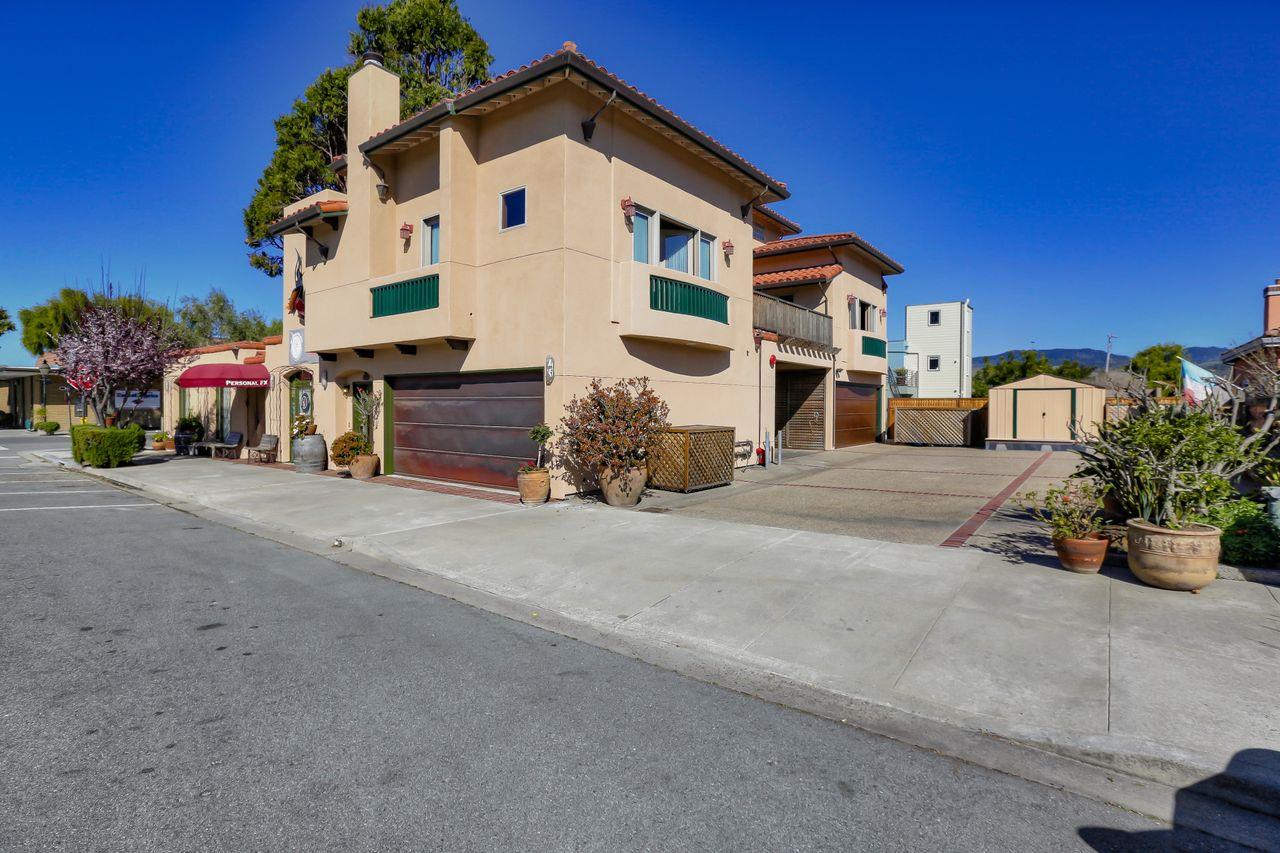 643 Main St, Half Moon Bay, CA 94019 Beds Baths (Active