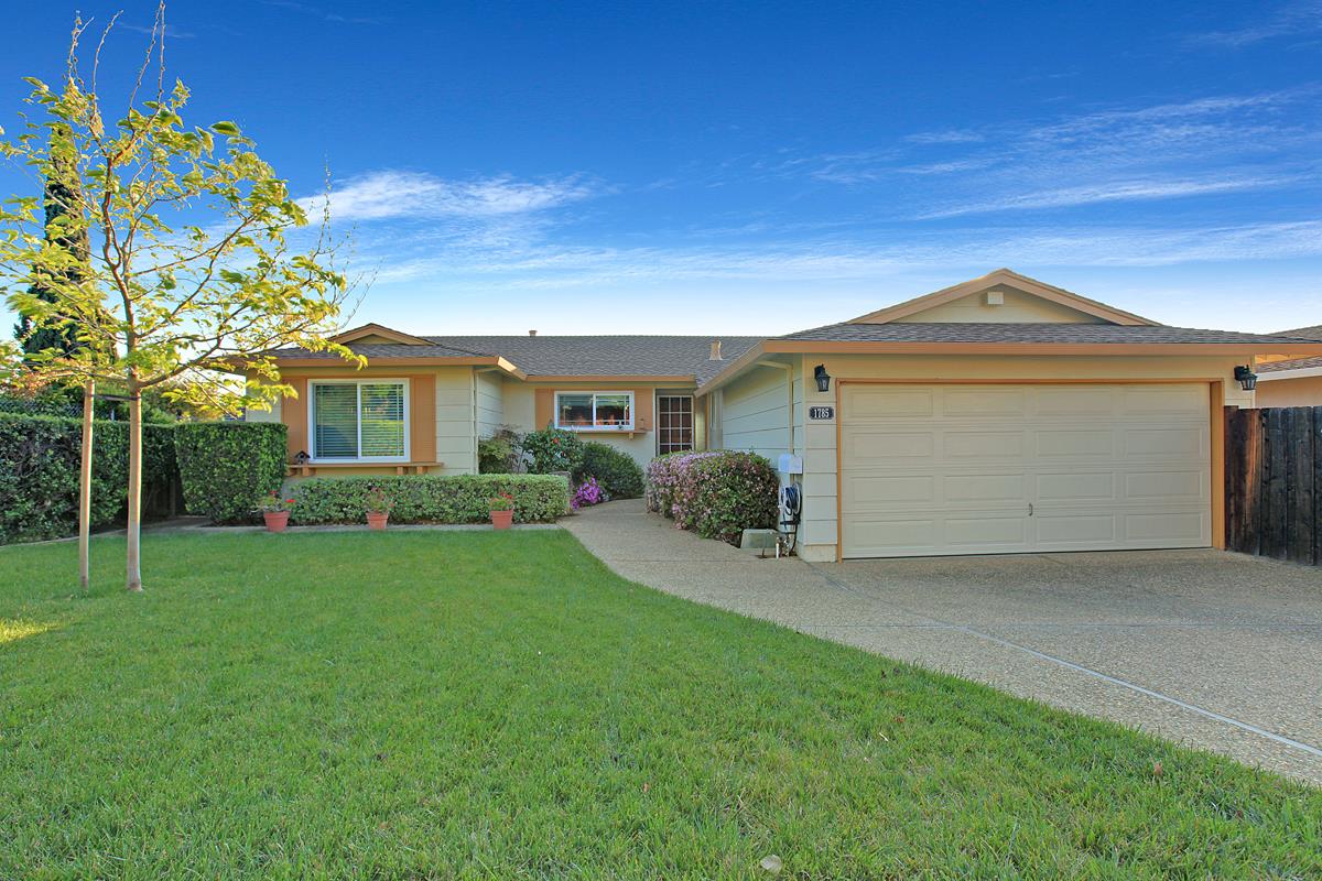 1785 Stone Creek Dr, San Jose, CA 95132 4 Beds 2 Baths (Sold