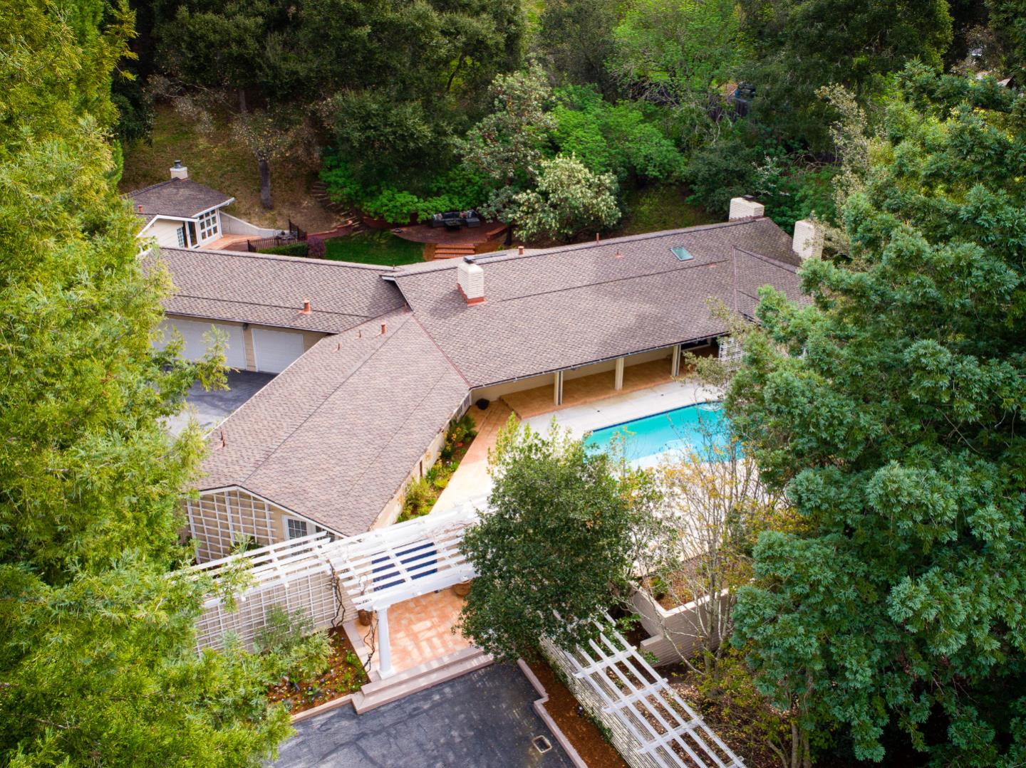 286 Willowbrook Dr, Portola Valley, CA 94028 5 Beds 4 Baths (Sold) ML81791106 MLSL
