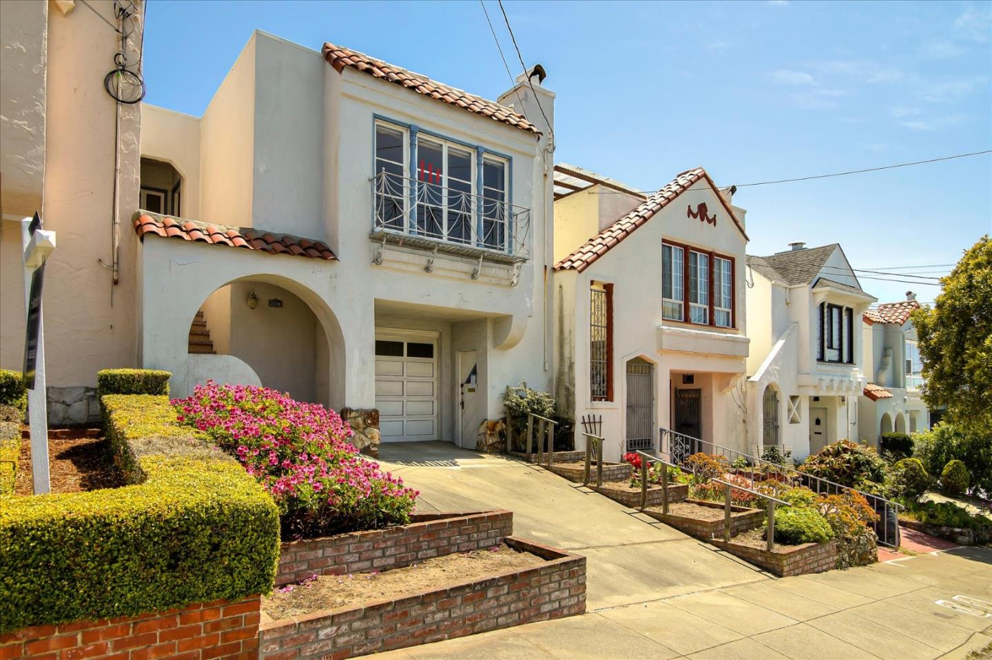 2178 26th Ave, San Francisco, CA 94116 2 Beds 2 Baths (Sold