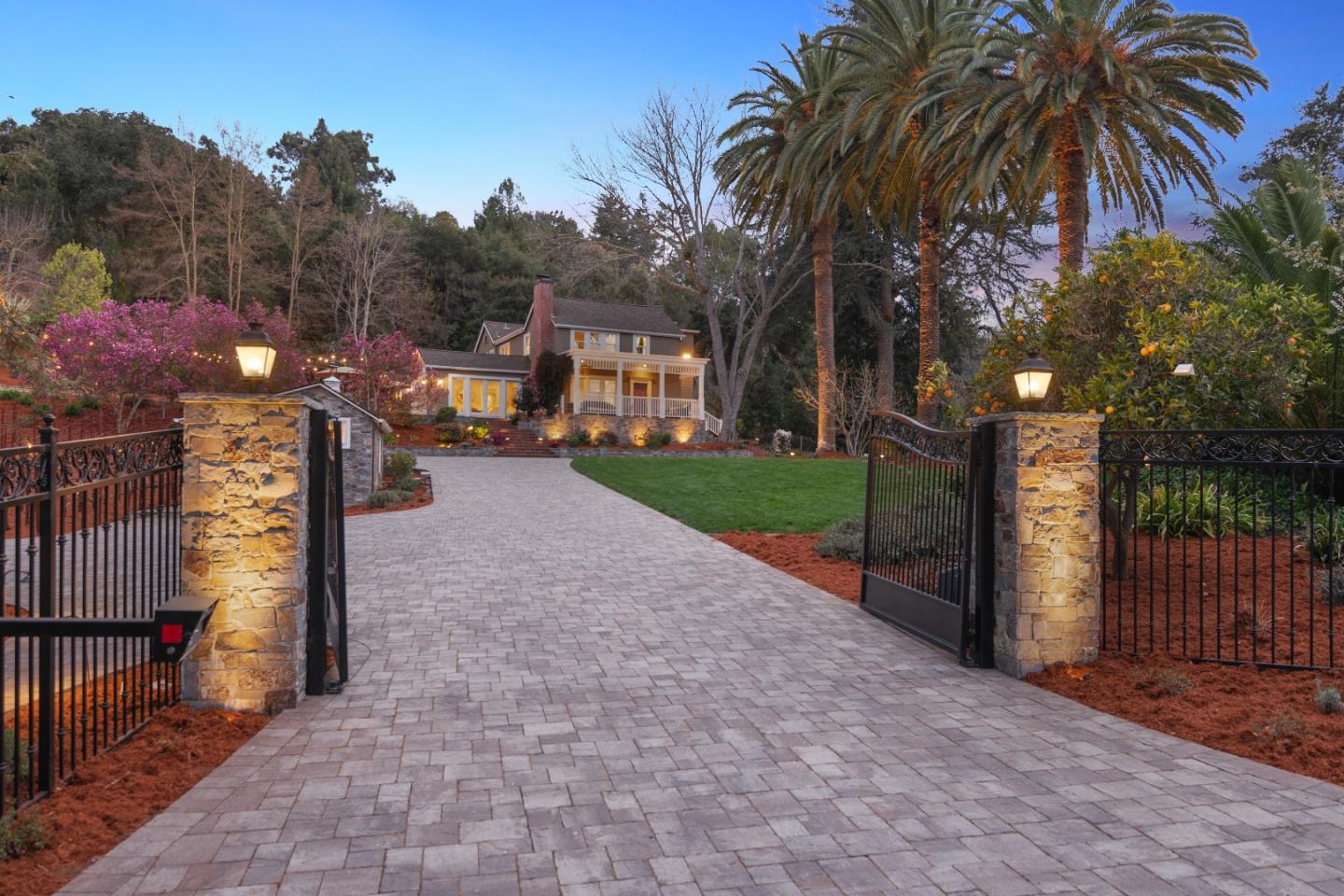 13850 Pierce Rd, Saratoga, CA 95070 5 Beds 6 Baths (Sold