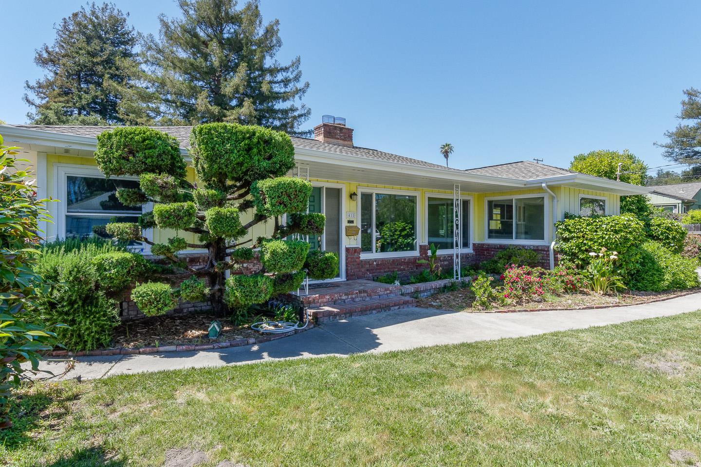 411 Harrison Ave, Santa Cruz, CA 95062 3 Beds 2 Baths (Sold) ML81791542 MLSL