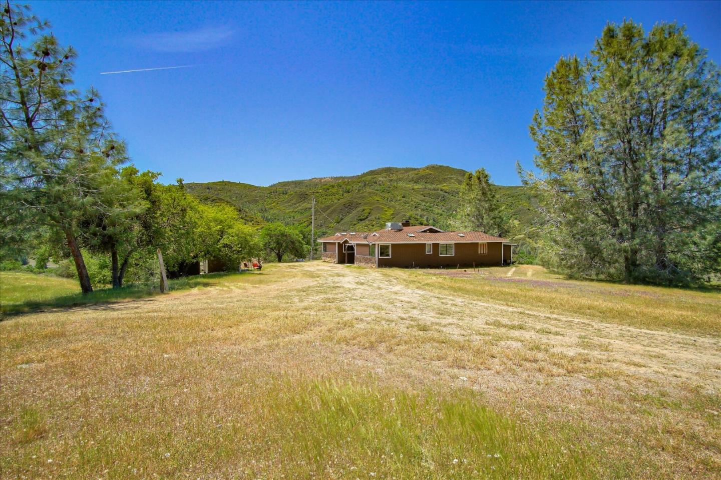 0 Hernandez Rd., Paicines, CA 95043 3 Beds 2/1 Baths (Sold) ML81791860 MLSL