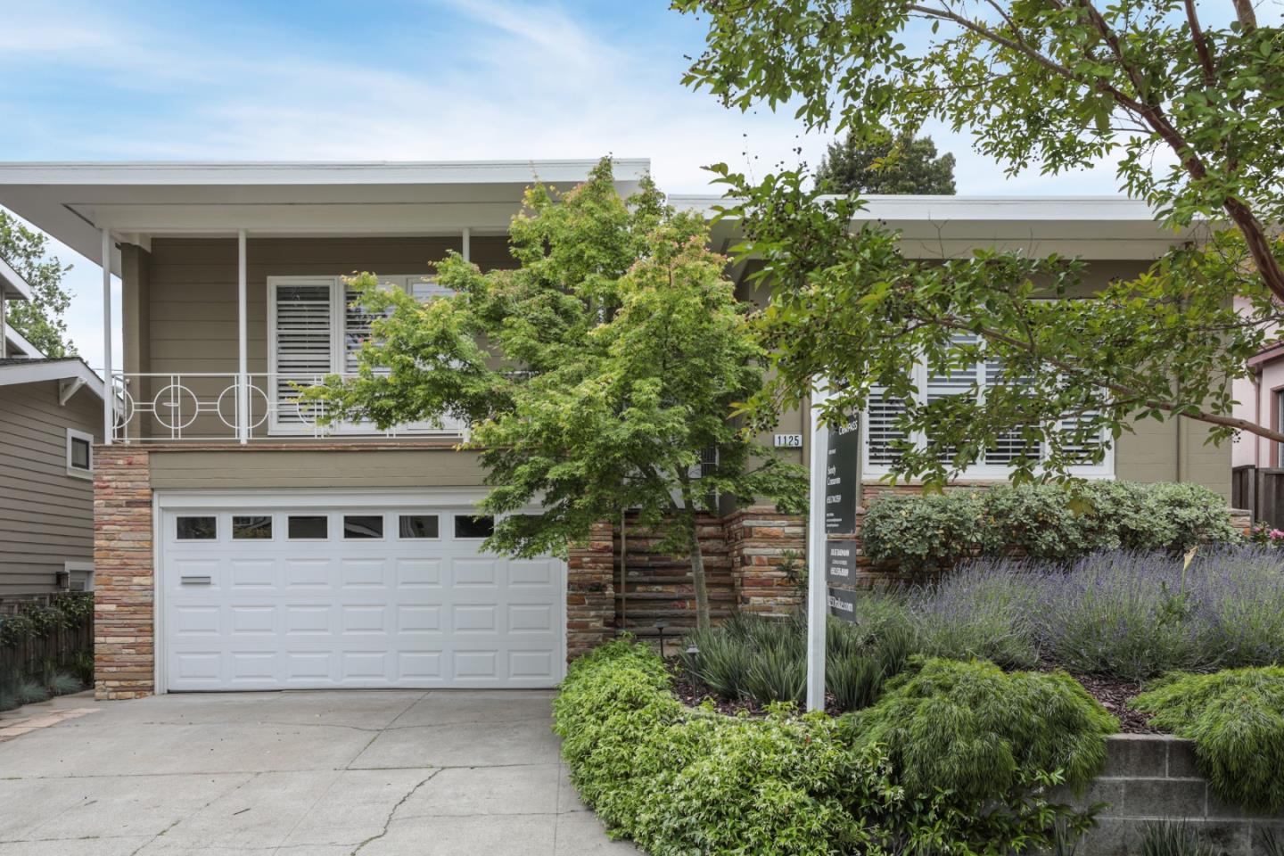 Detail Gallery Image 1 of 1 For 1125 Drake Ave, Burlingame,  CA 94010 - 3 Beds | 2 Baths