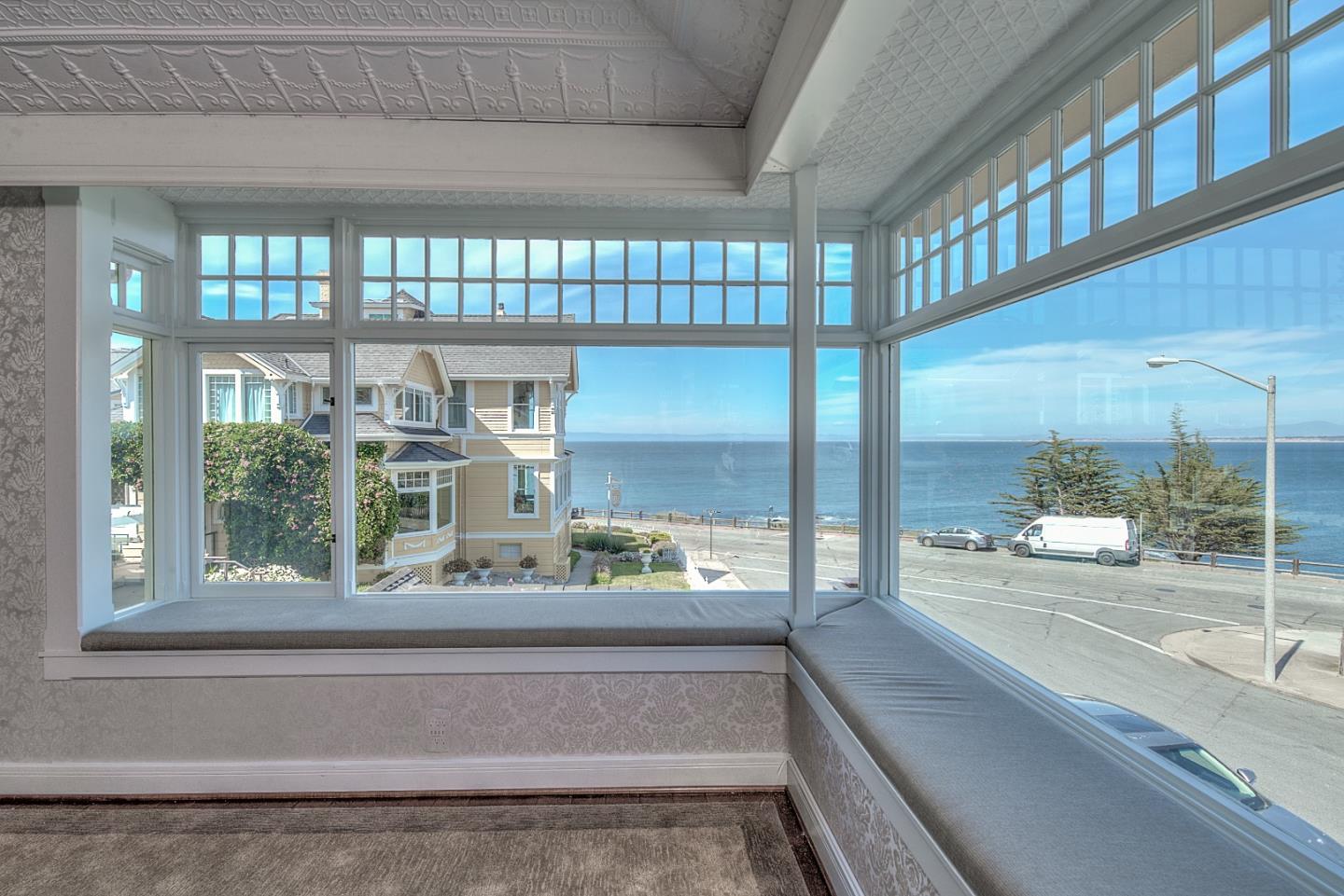 555 Ocean View Blvd, Pacific Grove, CA 93950 15 Beds 15/1 Baths