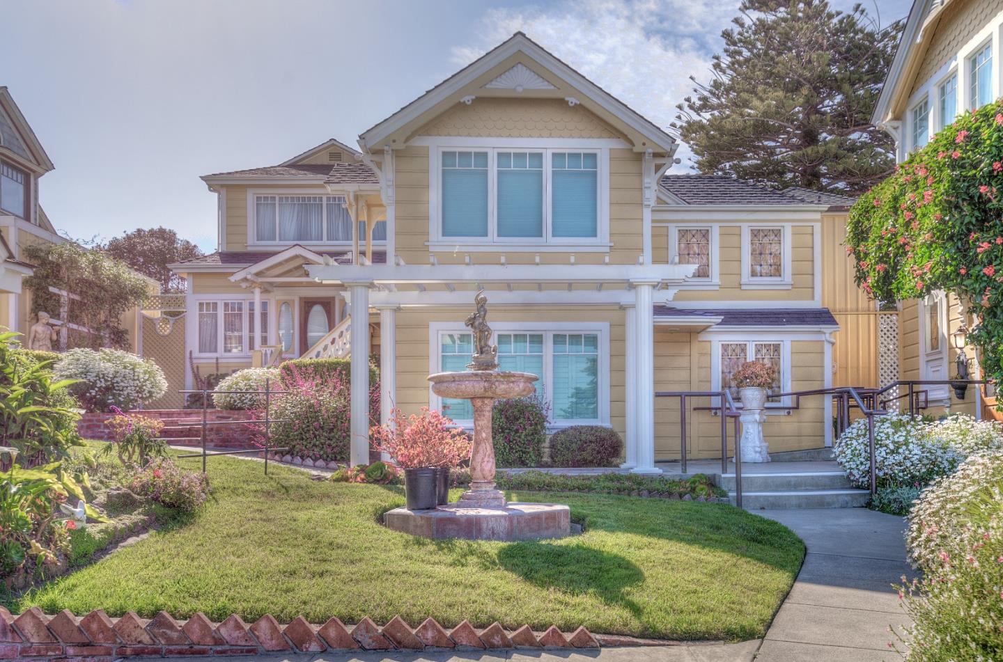 555 Ocean View Blvd, Pacific Grove, CA 93950 15 Beds 15/1 Baths