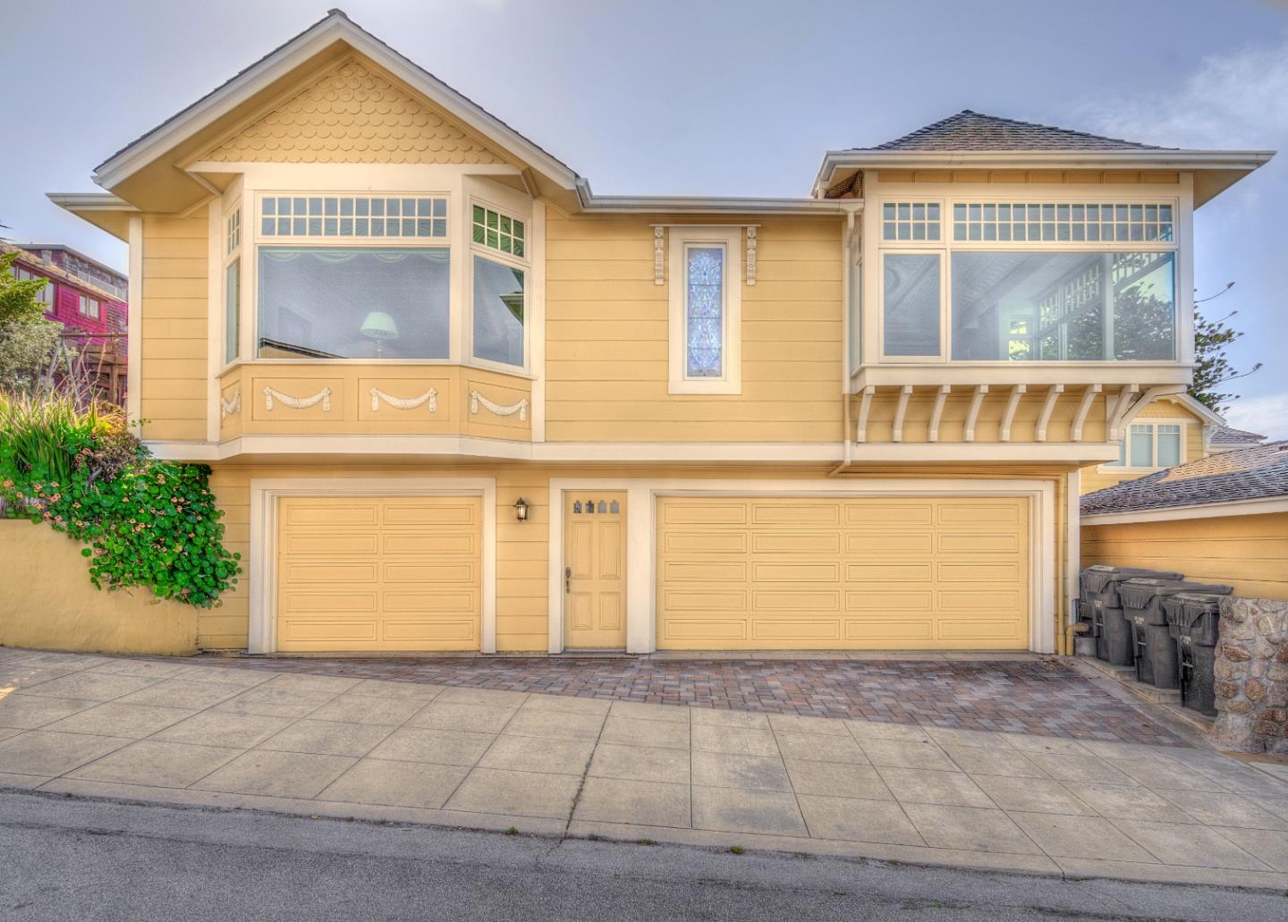 555 Ocean View Blvd, Pacific Grove, CA 93950 15 Beds 15/1 Baths