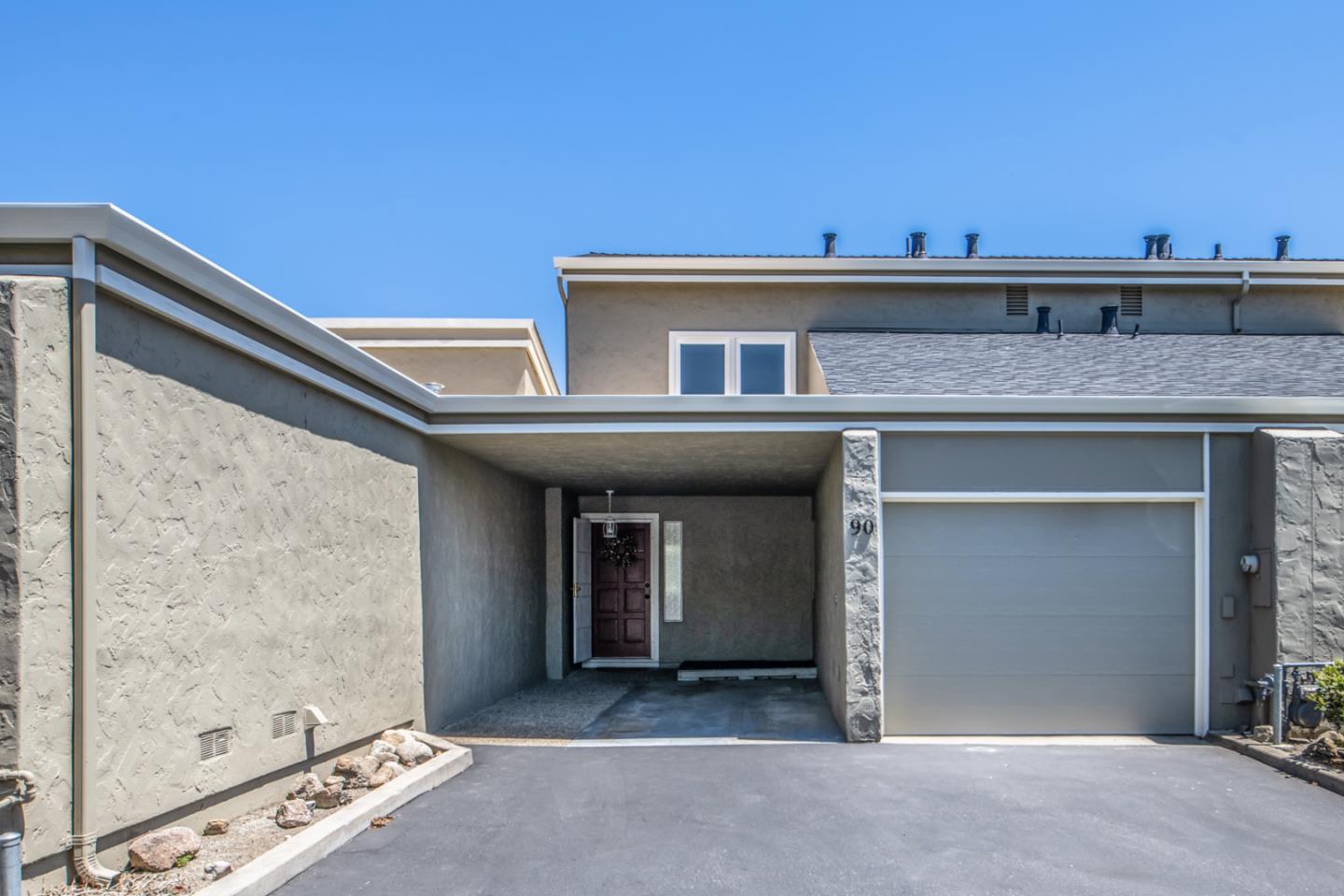 Detail Gallery Image 1 of 1 For 345 Coleridge Dr #90,  Salinas,  CA 93901 - 2 Beds | 1/1 Baths