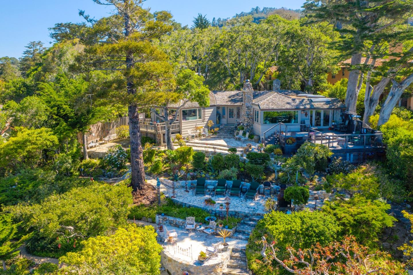 150 Oak Way, Carmel Highlands, CA 93923 4 Beds 4/1 Baths (Active
