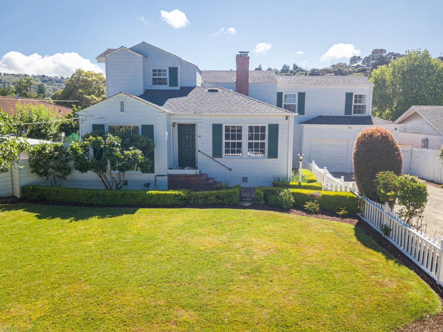 820 Alameda De Las Pulgas, Belmont, CA 94002 5 Beds 2/1 Baths (Sold