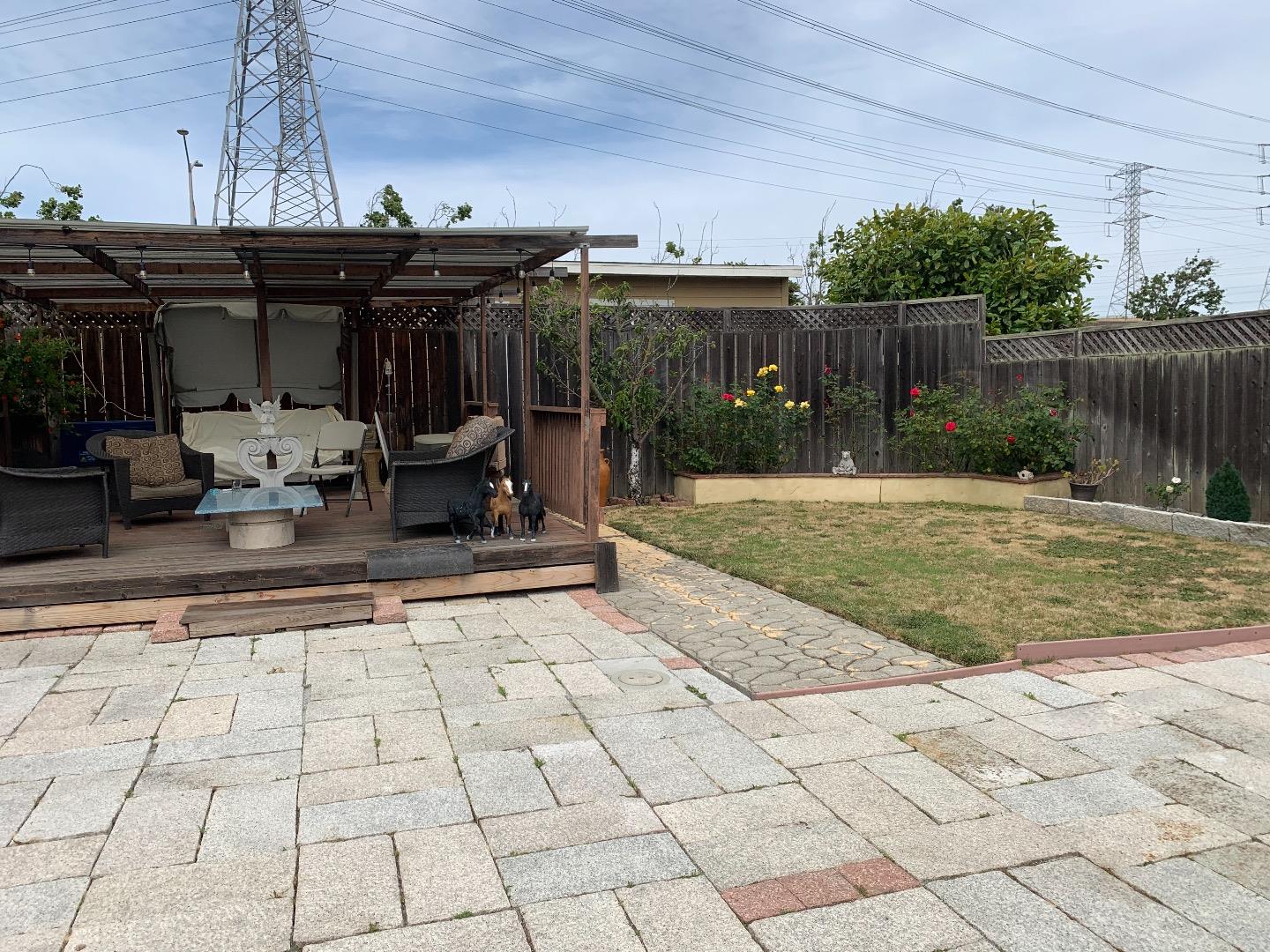 Shoreview Ave, San Mateo, CA 94401 2 Beds 1 Baths (Canceled