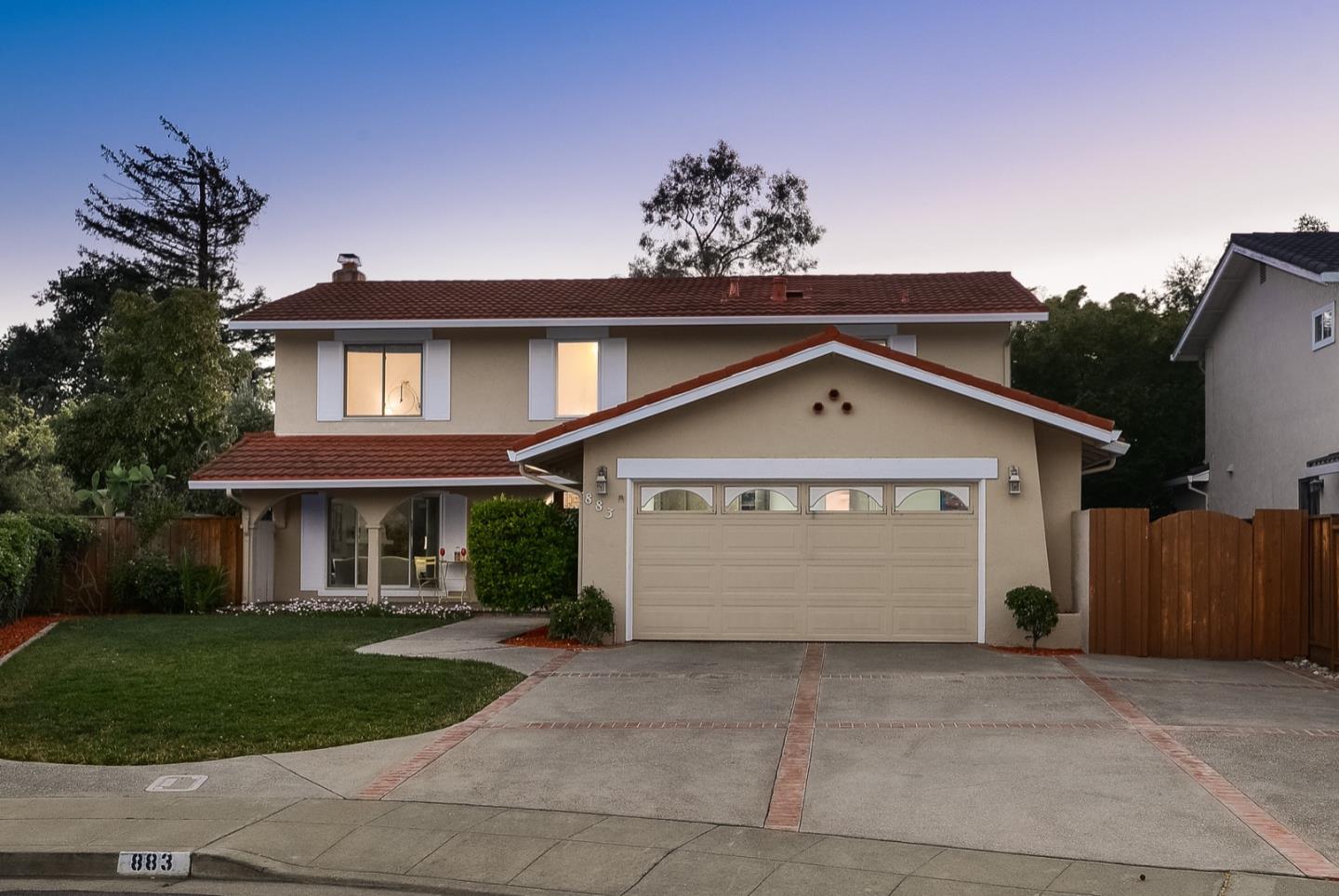 Detail Gallery Image 1 of 1 For 883 Laburnum Dr, Sunnyvale,  CA 94086 - 4 Beds | 2/1 Baths