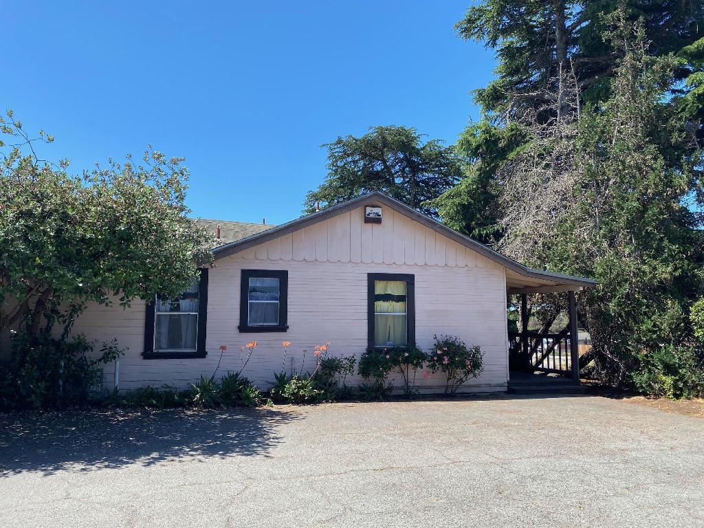 1018 El Camino Real North, SALINAS, California 93907, ,Comm Industrial For Sale,For Sale,El Camino Real North,40962098