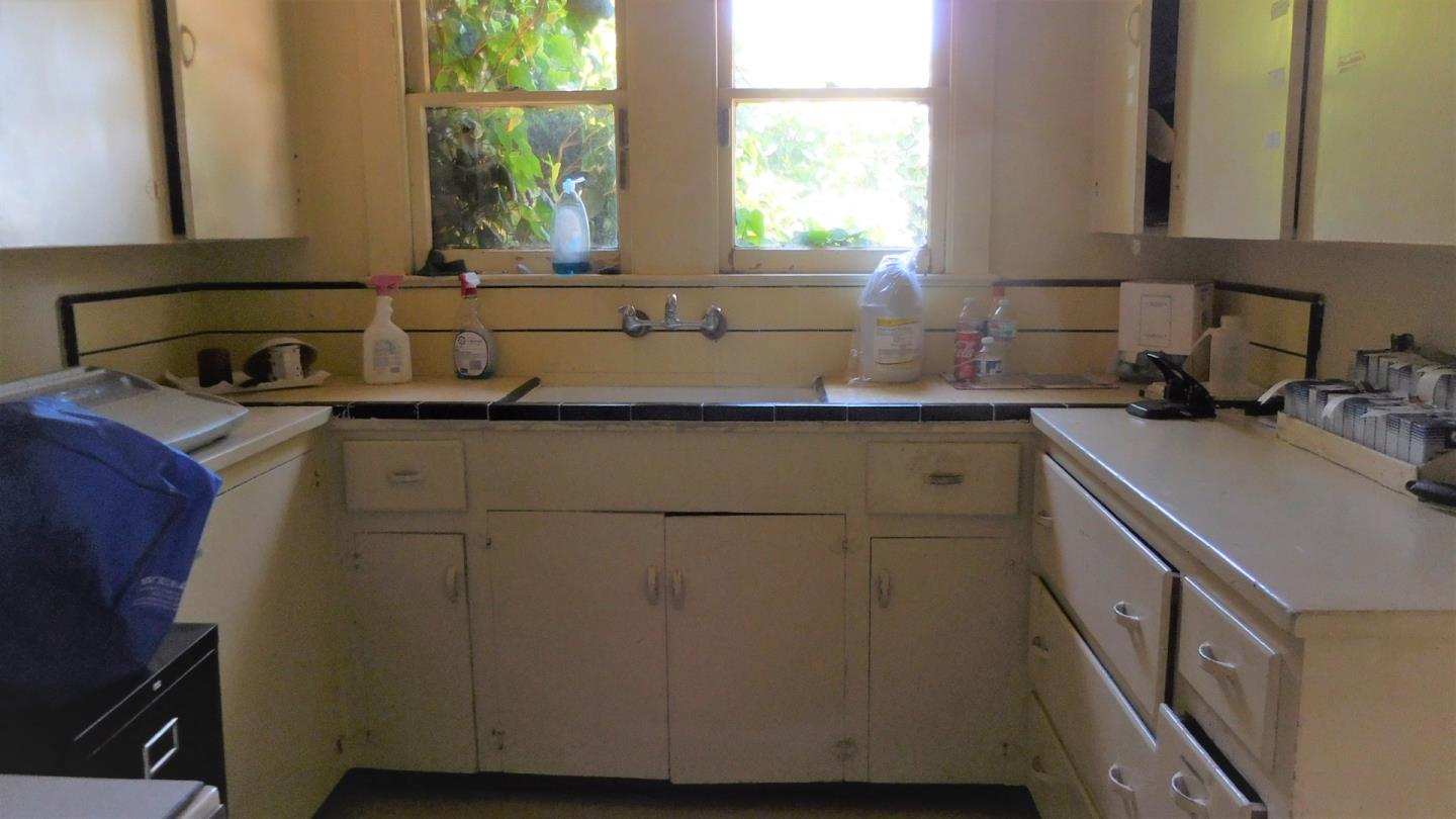 1018 El Camino Real North, SALINAS, California 93907, ,Comm Industrial For Sale,For Sale,El Camino Real North,40962098