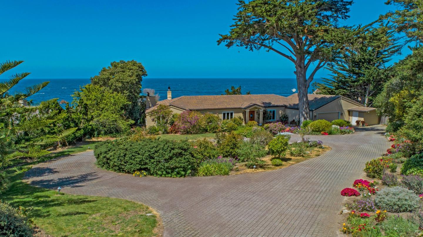 54 Yankee Point Dr, Carmel, CA 93923 3 Beds 3/1 Baths (Sold