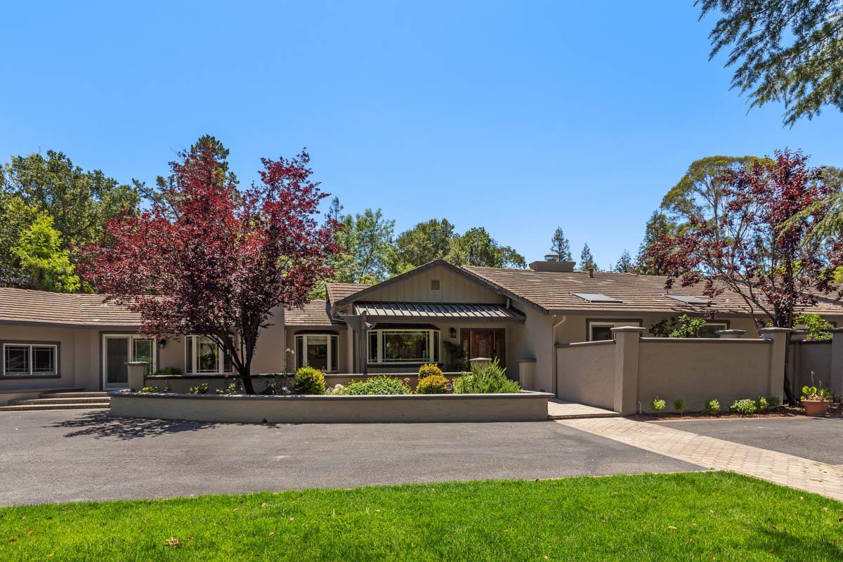 24288 Dawnridge Dr, Los Altos Hills, CA 94024 5 Beds 4 Baths (Sold