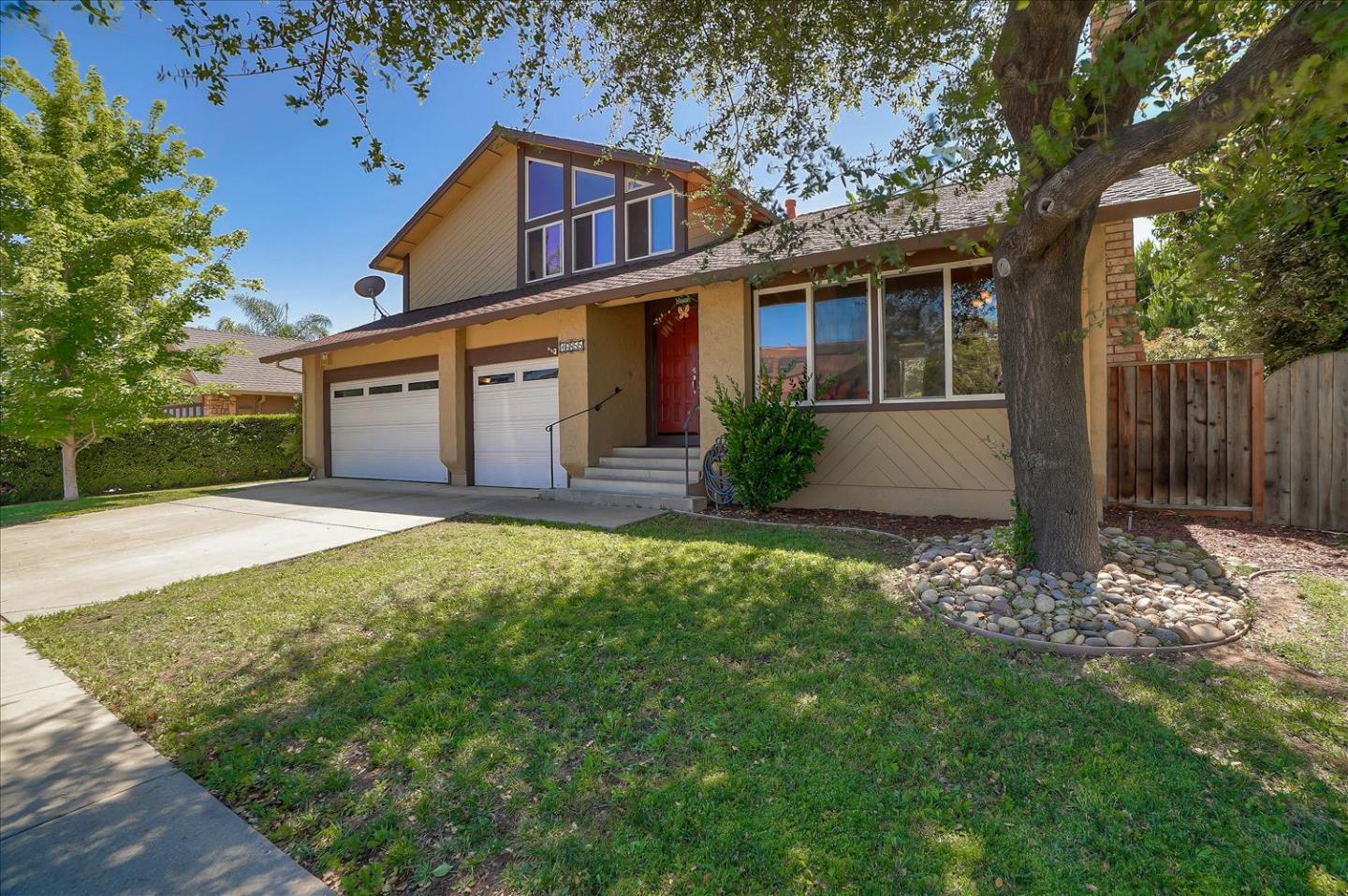 16855 Sundance Dr, Hill, CA 95037 4 Beds 3 Baths (Sold