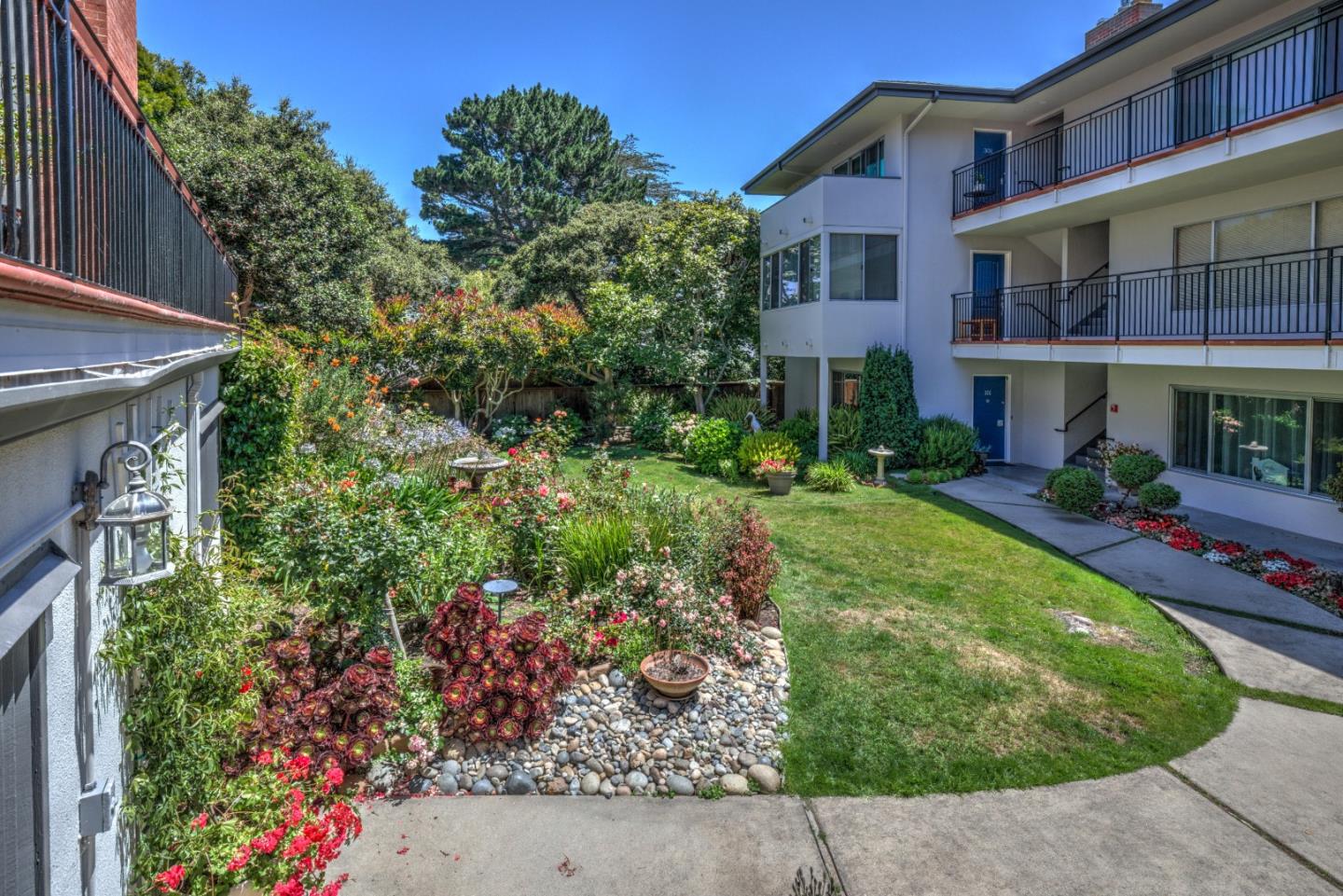 810 Lighthouse AVE 405, Pacific Grove, CA 93950 Sotheby's