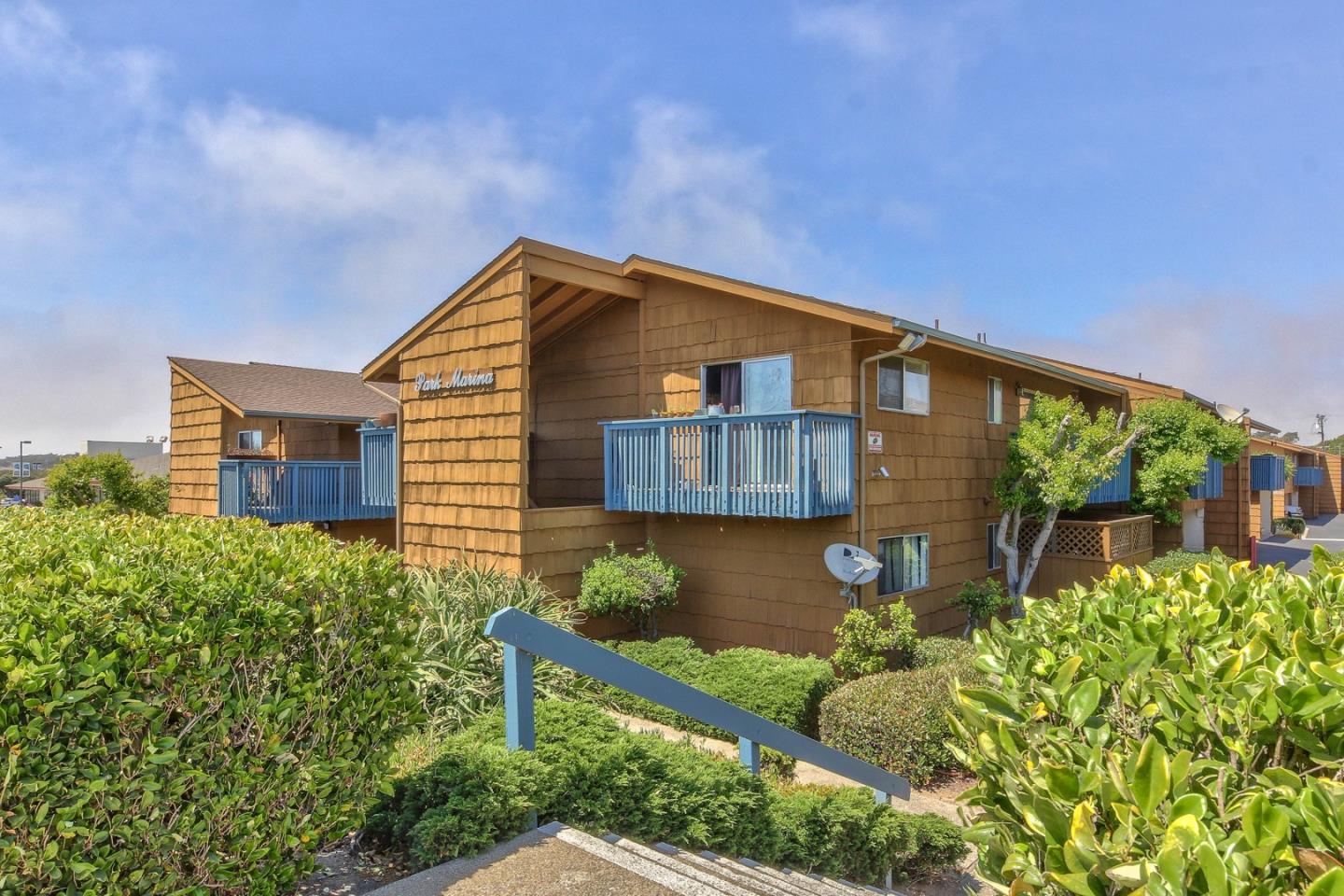 Detail Gallery Image 1 of 1 For 3156 Eucalyptus St #8,  Marina,  CA 93933 - 2 Beds | 1 Baths
