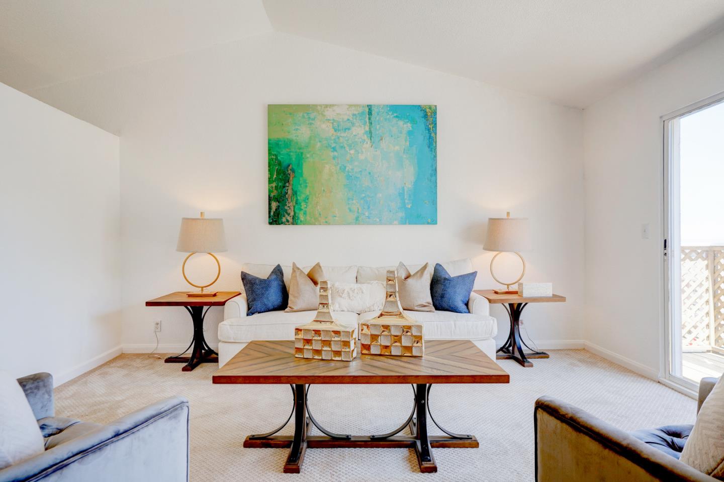 Detail Gallery Image 1 of 1 For 1011 San Gabriel Cir #516,  Daly City,  CA 94014 - 2 Beds | 1/1 Baths