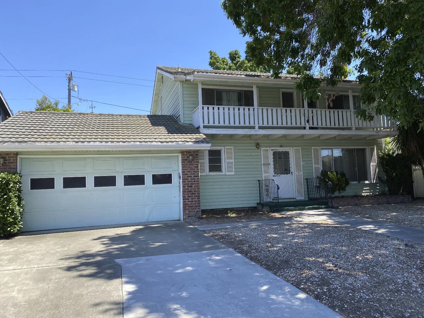 Detail Gallery Image 1 of 1 For 2832 Camino Del Rey, San Jose,  CA 95132 - 4 Beds | 2/1 Baths
