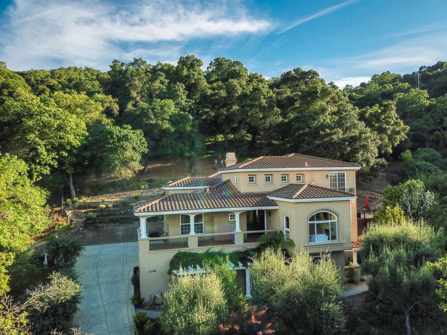 1158 Teresa Ln, Hill, CA 95037 5 Beds 5 Baths (Sold