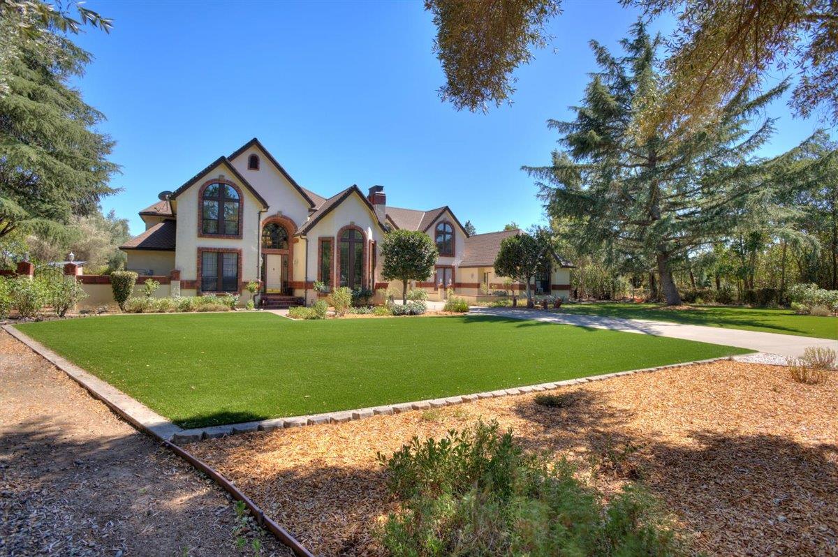 2192 Windemere Ct, Hill, CA 95037 6 Beds 5/1 Baths (Sold