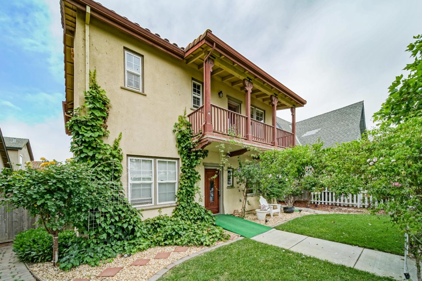 Detail Gallery Image 1 of 1 For 219 Bella St, Greenfield,  CA 93927 - 4 Beds | 2/1 Baths