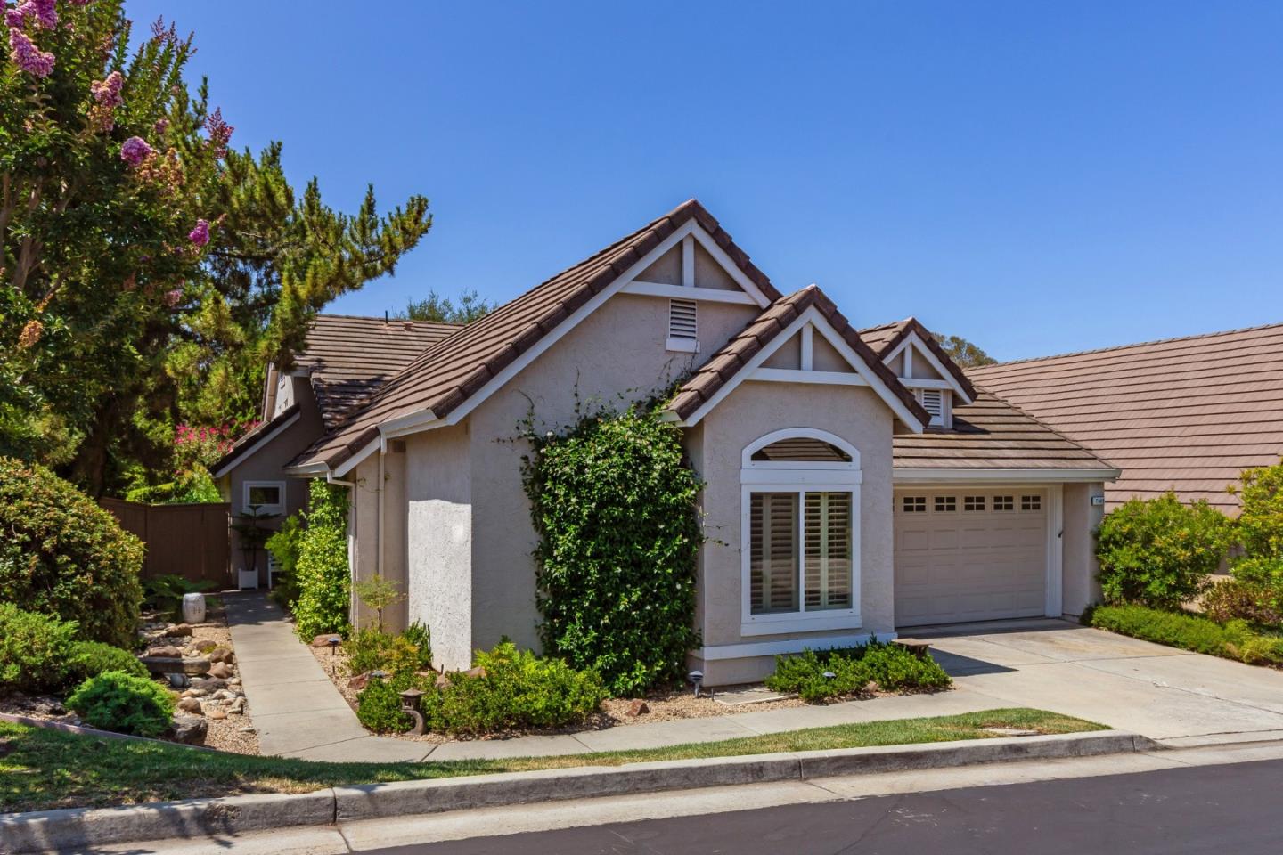 7943 Caledonia Dr, San Jose, CA 95135 2 Beds 2 Baths (Sold