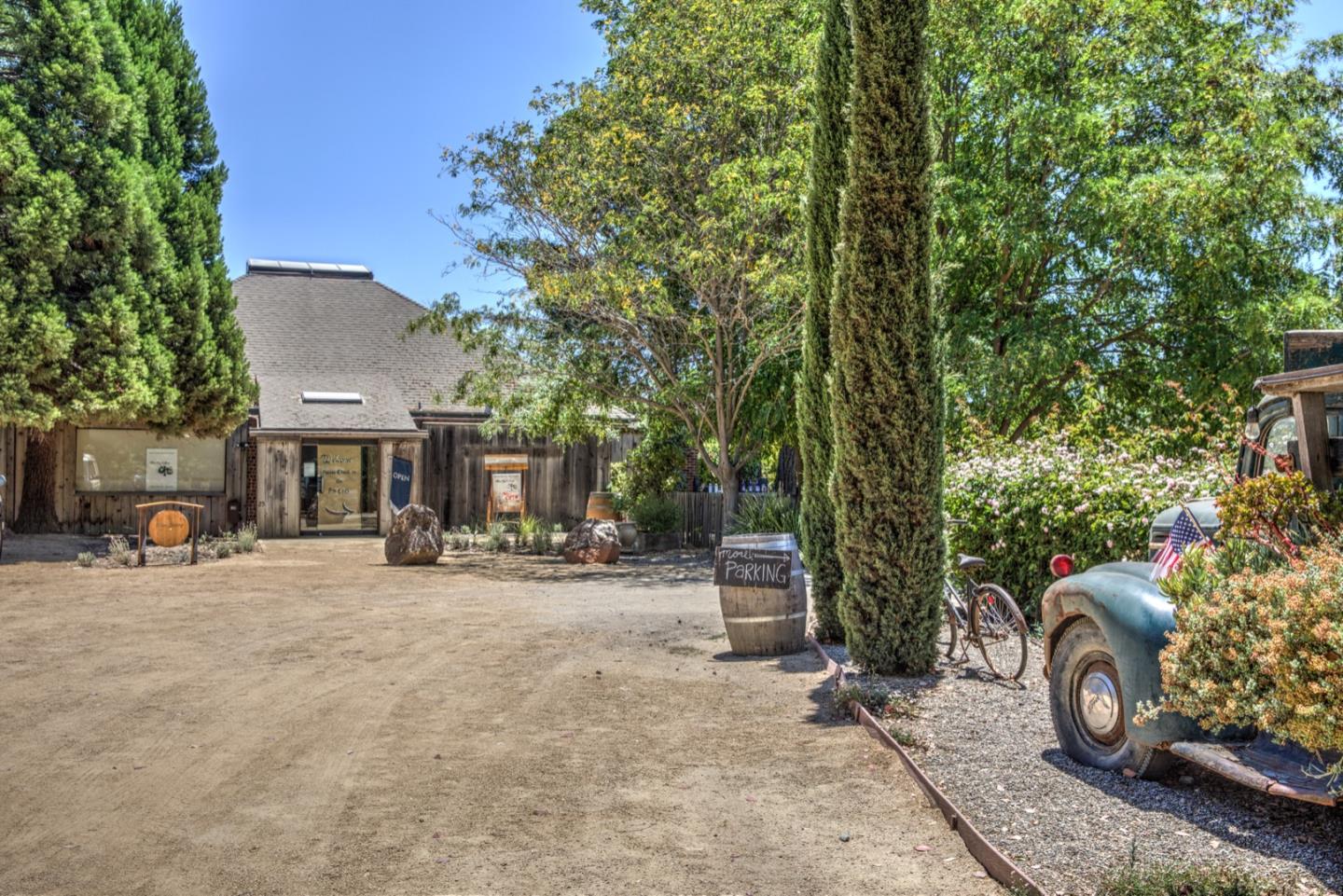 25 Pilot Road, CARMEL VALLEY, California 93924, ,Comm Industrial For Sale,For Sale,Pilot Road,40962241