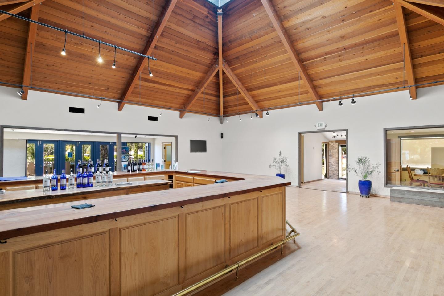 25 Pilot Road, CARMEL VALLEY, California 93924, ,Comm Industrial For Sale,For Sale,Pilot Road,40962241