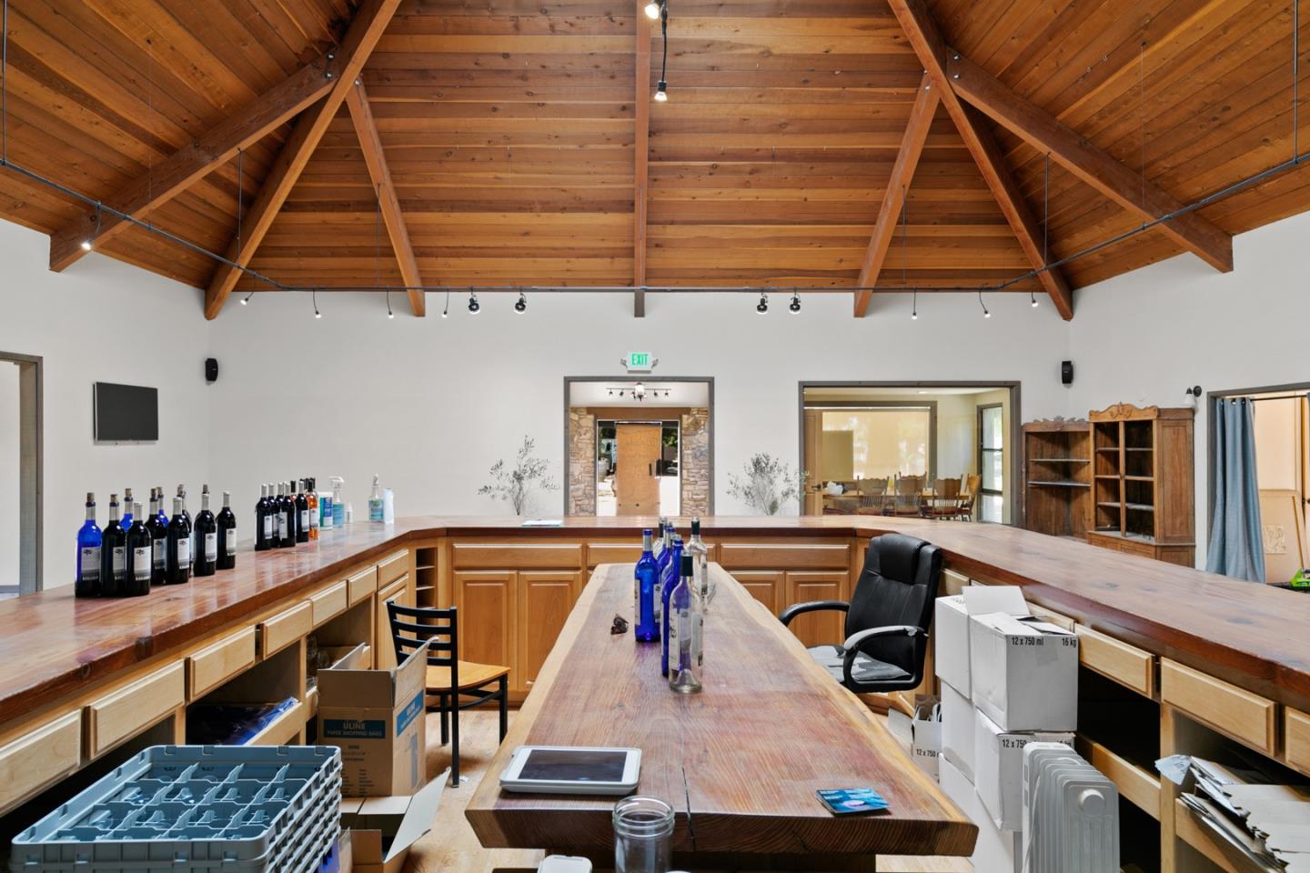 25 Pilot Road, CARMEL VALLEY, California 93924, ,Comm Industrial For Sale,For Sale,Pilot Road,40962241