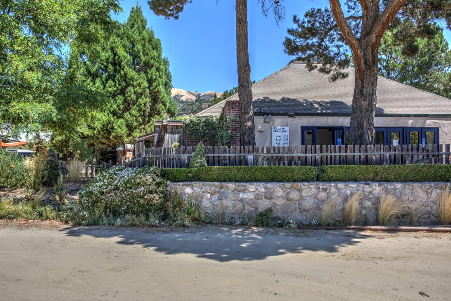 25 Pilot Road, CARMEL VALLEY, California 93924, ,Comm Industrial For Sale,For Sale,Pilot Road,40962241