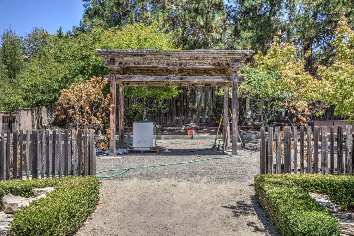 25 Pilot Road, CARMEL VALLEY, California 93924, ,Comm Industrial For Sale,For Sale,Pilot Road,40962241