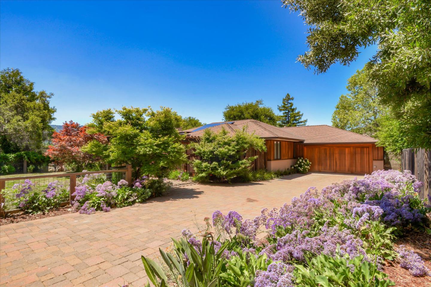 806 W California Way, Woodside, CA 94062 3 Beds 3 Baths (Sold