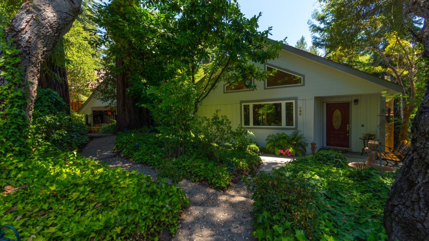 566 Debbie Dr, Boulder Creek, CA 95006 3 Beds 2/1 Baths (Sold