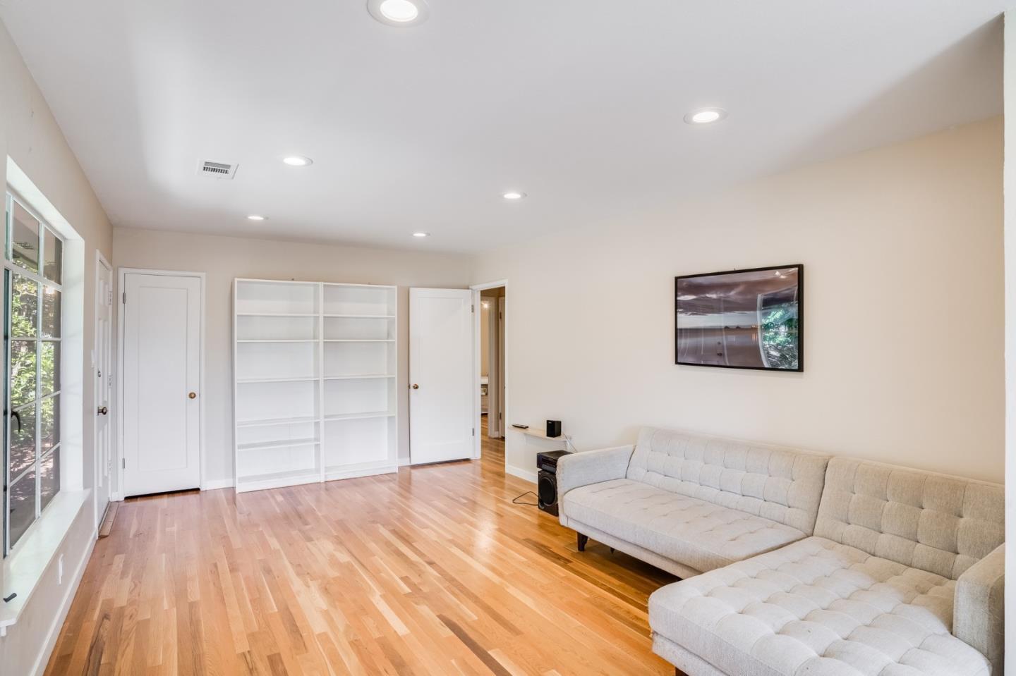 466 Bryant Avenue, MOUNTAIN VIEW, California 94040, ,Lots And Land,For Sale,Bryant Avenue,40962253