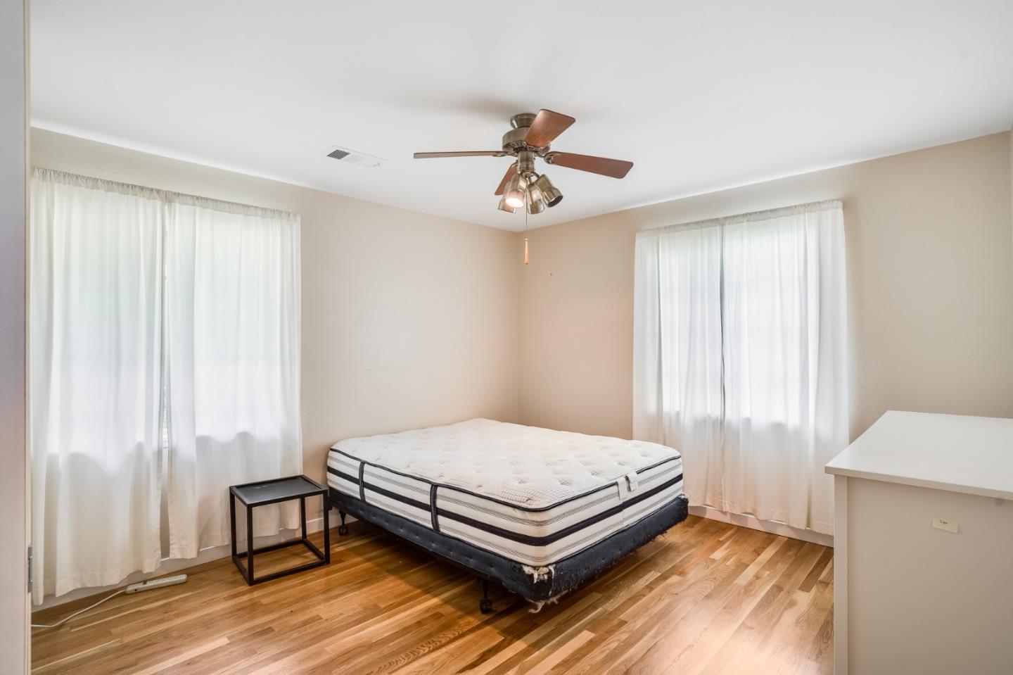 466 Bryant Avenue, MOUNTAIN VIEW, California 94040, ,Lots And Land,For Sale,Bryant Avenue,40962253