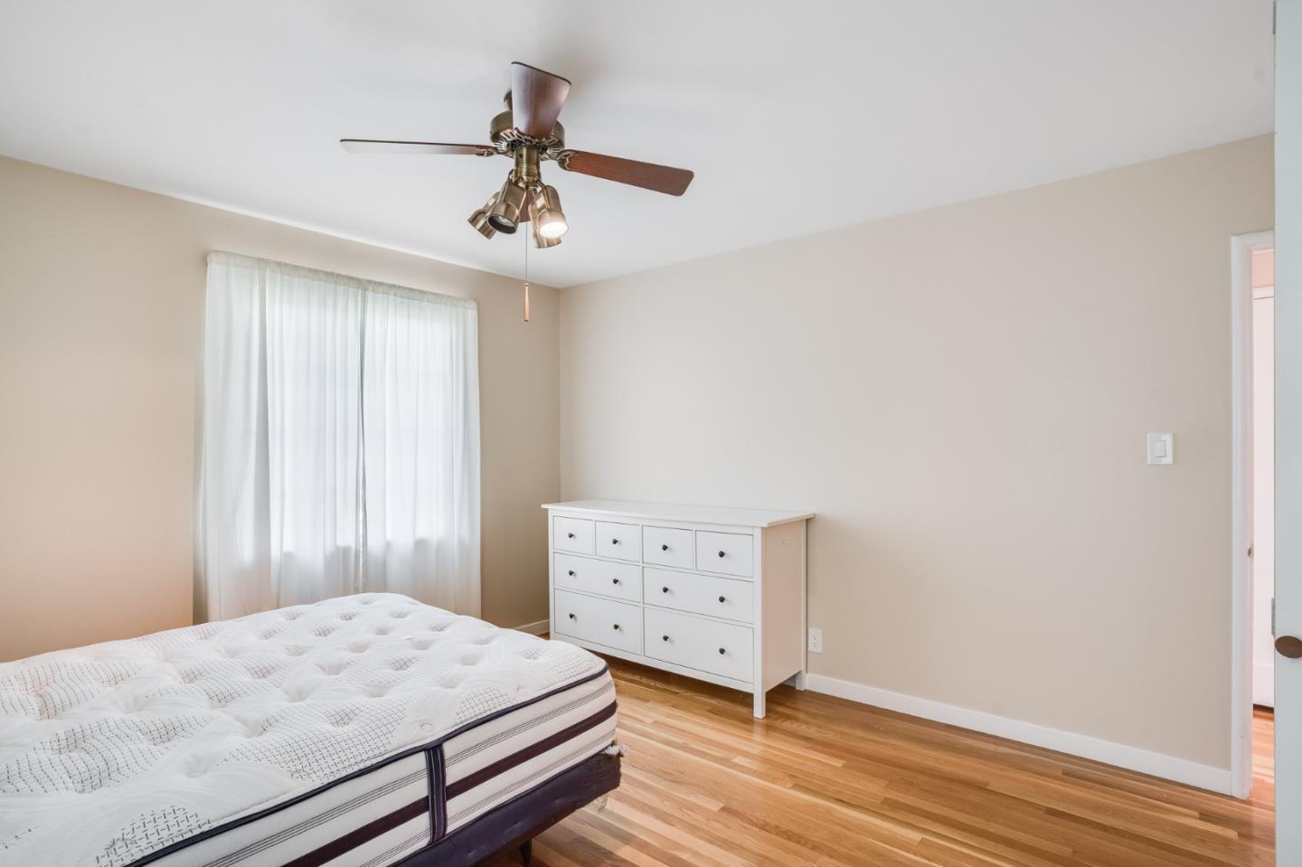 466 Bryant Avenue, MOUNTAIN VIEW, California 94040, ,Lots And Land,For Sale,Bryant Avenue,40962253