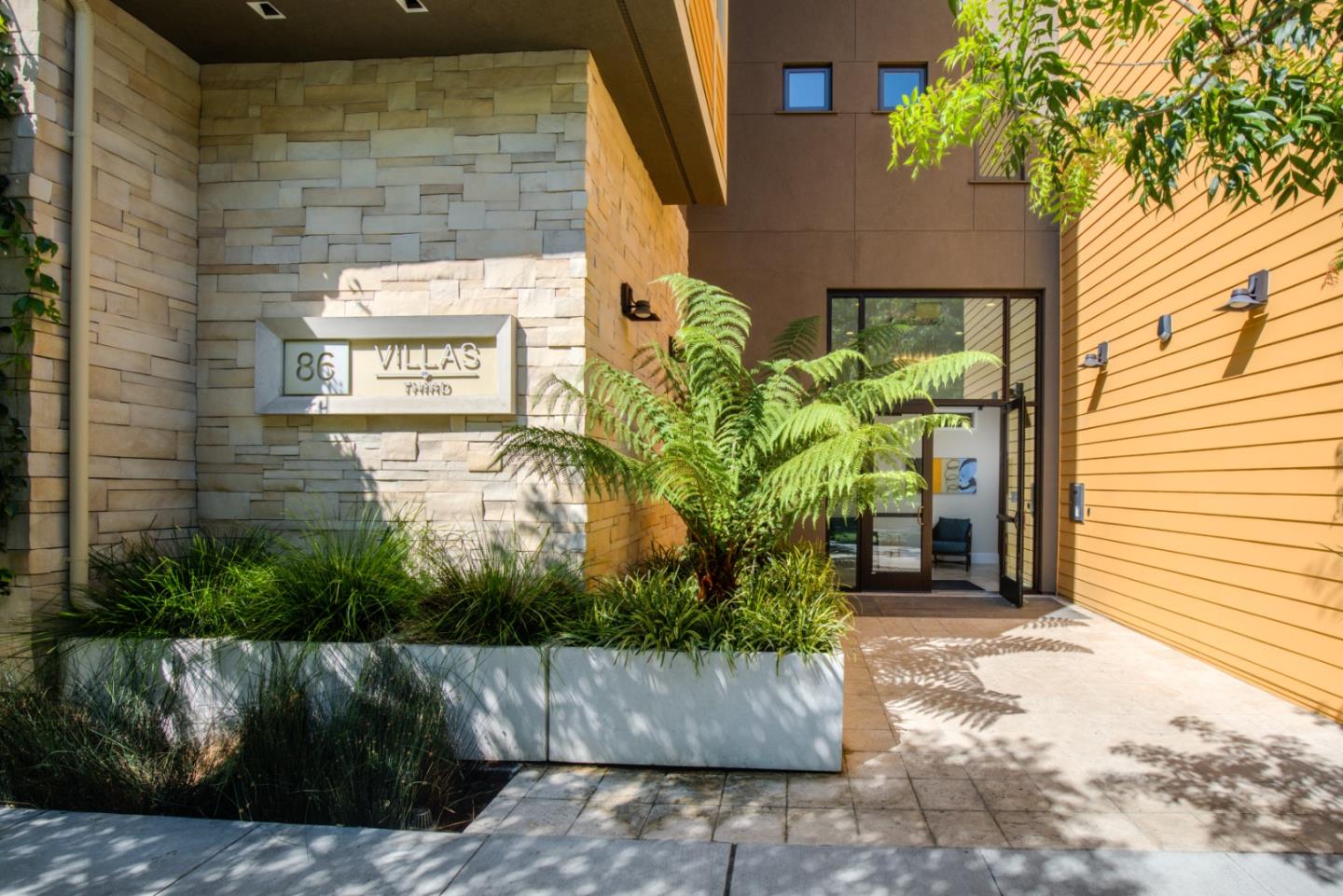 Detail Gallery Image 1 of 1 For 86 3rd St #206,  Los Altos,  CA 94022 - 2 Beds | 2 Baths